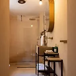 Casa A Corte, Villa *