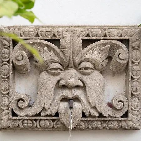 ヴィラ Casa A Corte, ナルド
