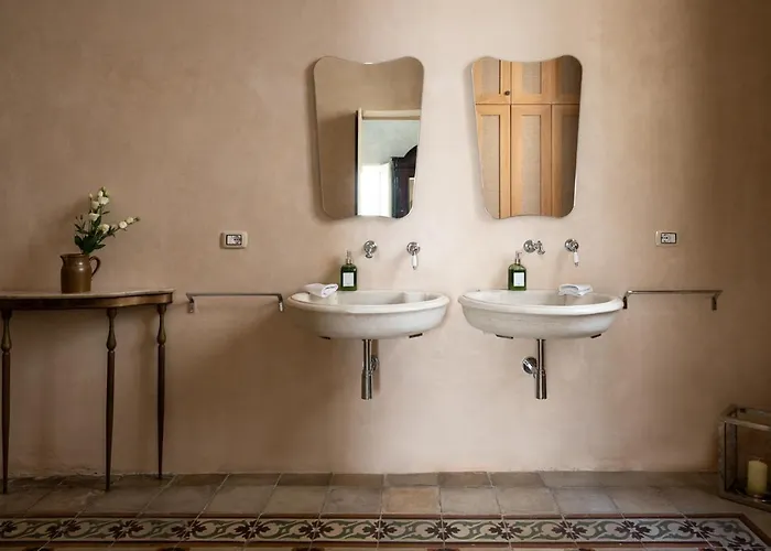 Casa A Corte, Villa *