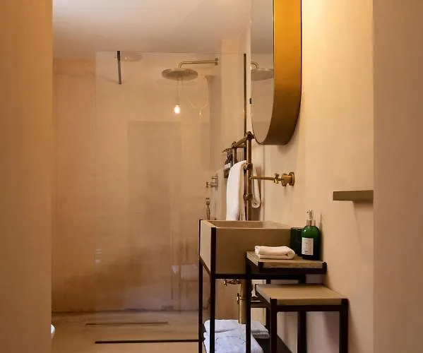 Casa A Corte, Villa *