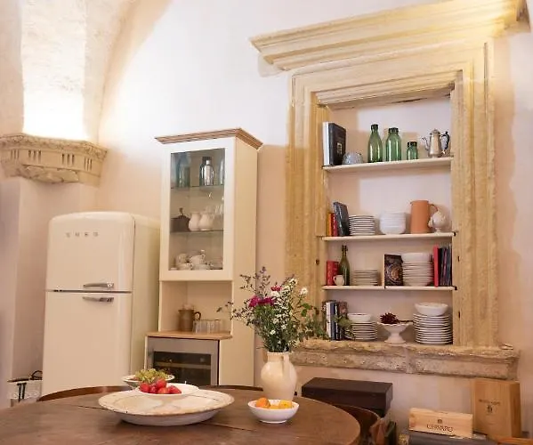 Casa A Corte, * Nardò