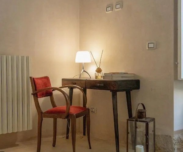 Casa A Corte, Villa *